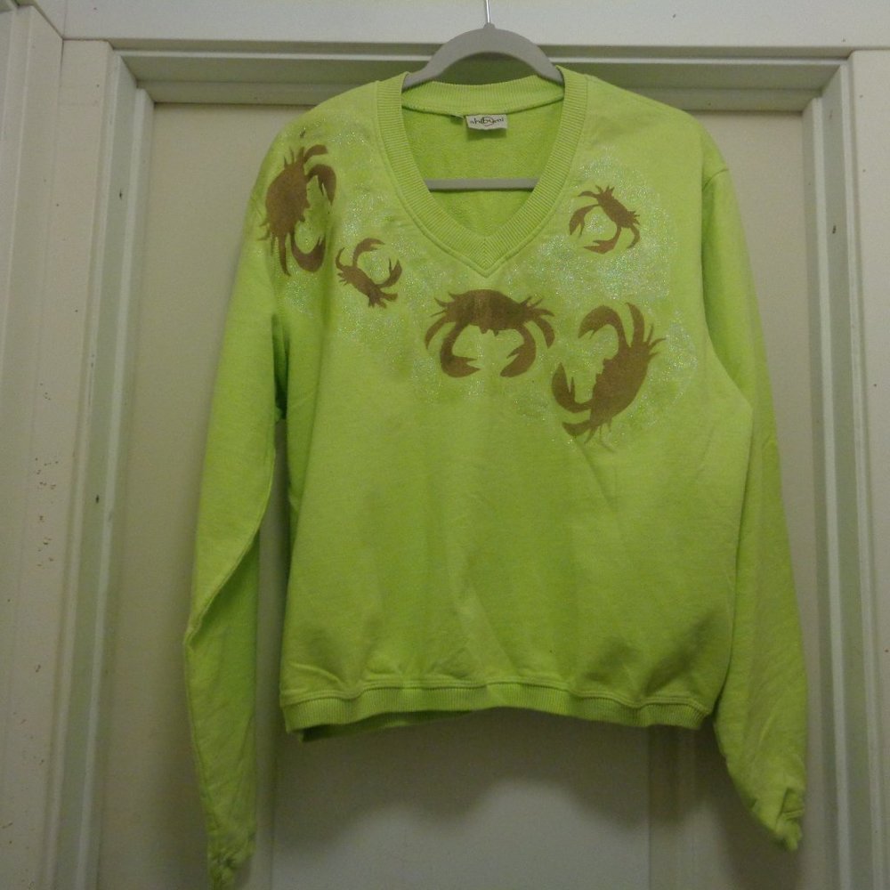 JAPANESE KAWAII LIME GREEN CRABS SHIRT AS-IS M
